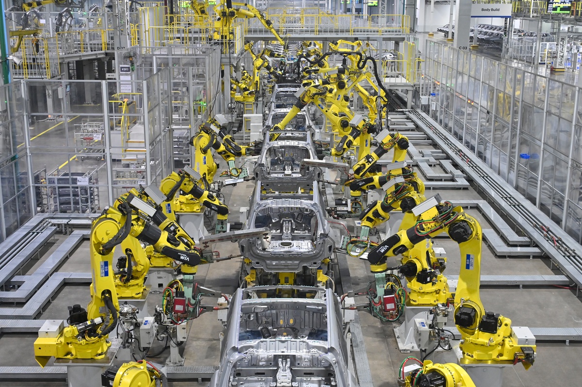 Hyundai's Pune plant expands to 204 welding robots in former GM factory