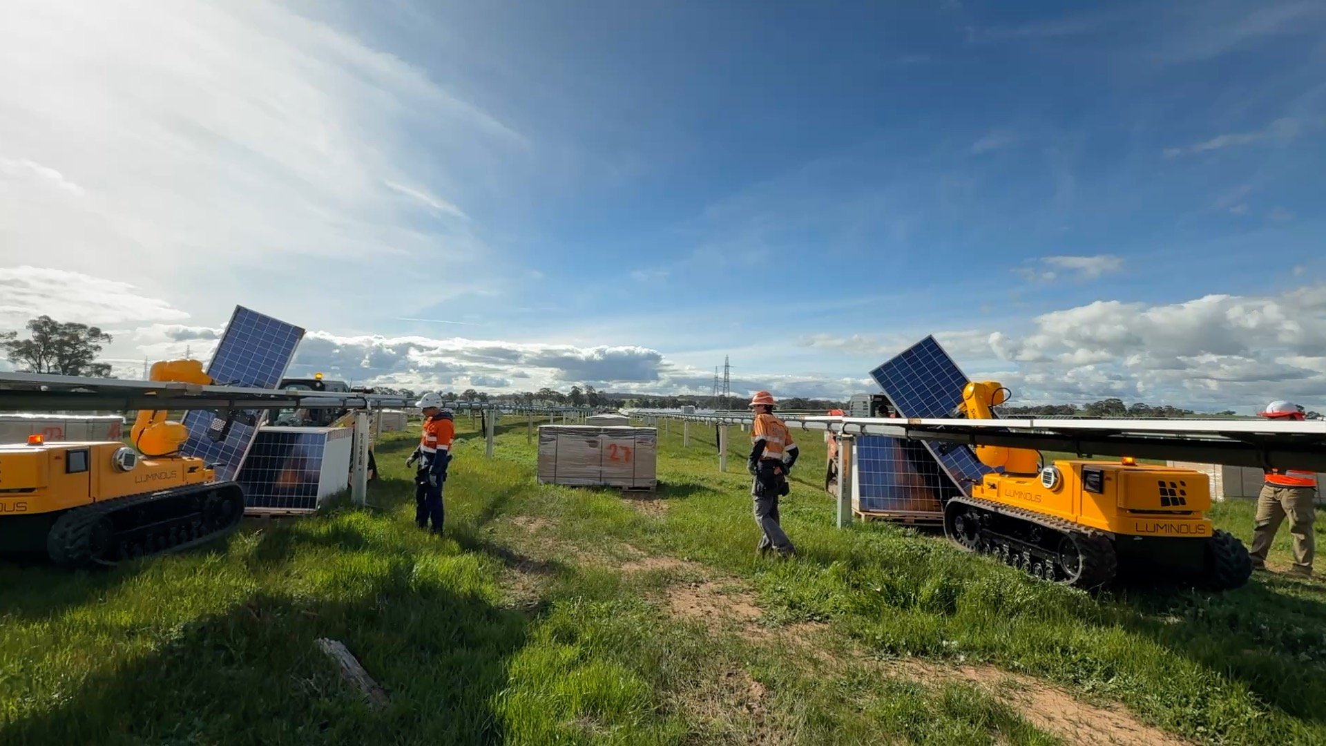 Australia backs Luminous and Built Robotics manufacturing with A$31.1M