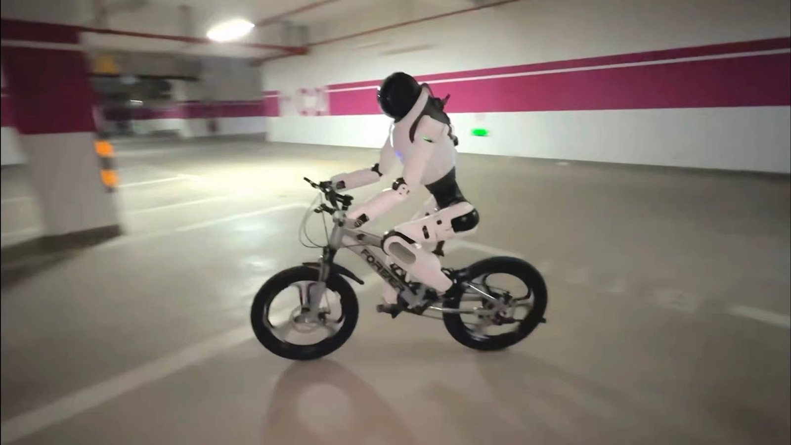 AGIBOT launches Lingxi X2 humanoid with multimodal interaction and dynamic control